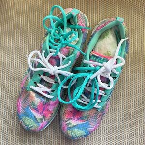 🆕Item Skechers Flexsole